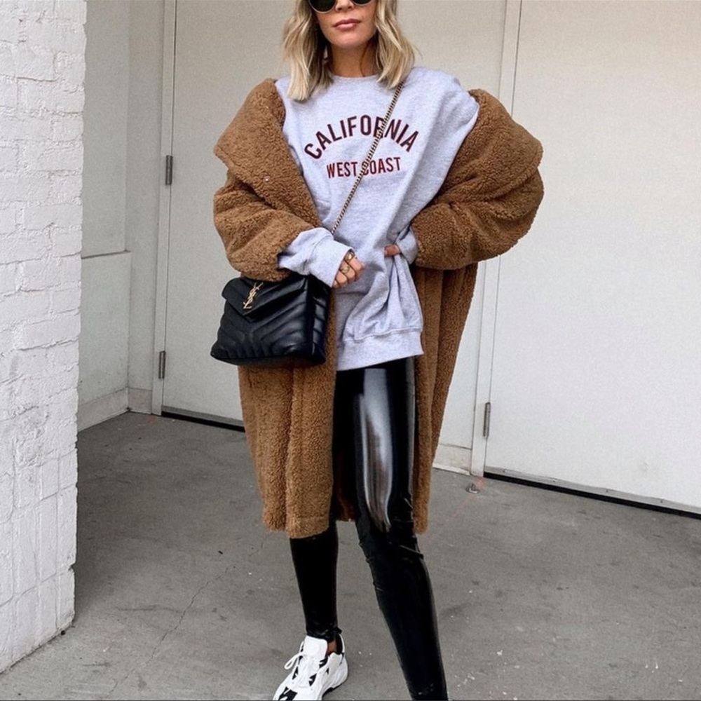 Zara teddy coat. So cute! Re-poshing because it’s too small :(